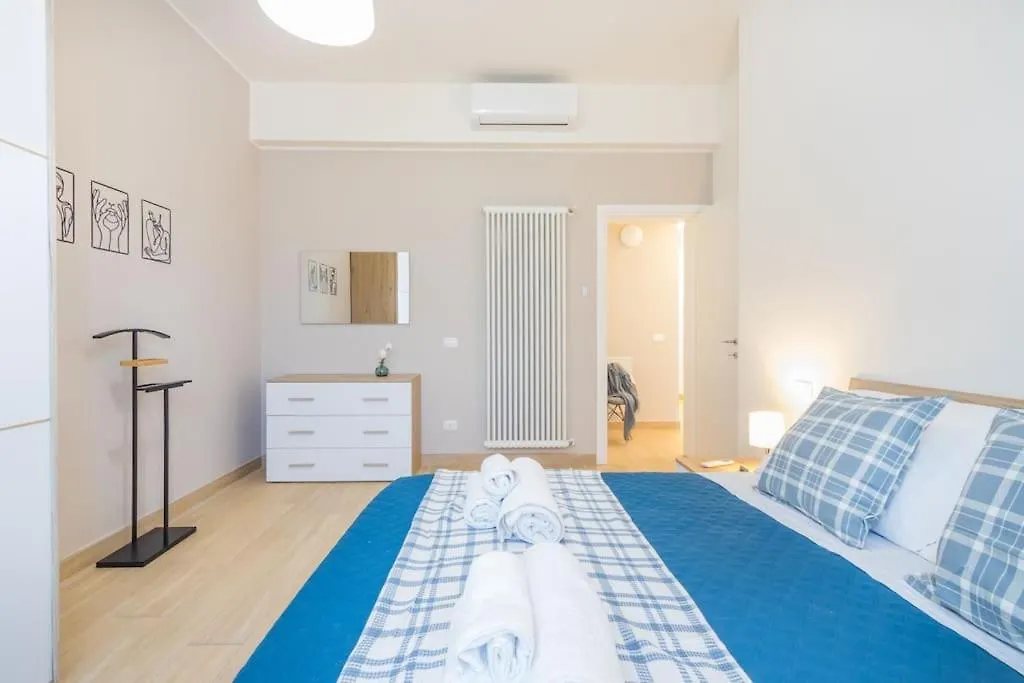 Mutina Luxlife Home Close To Center - Free Parking Modena 0*,  Italy