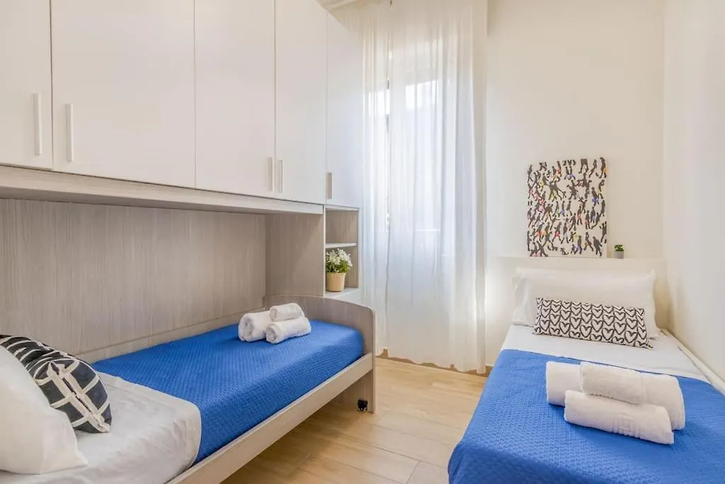 Apartment Mutina Luxlife Home Close To Center - Free Parking Modena