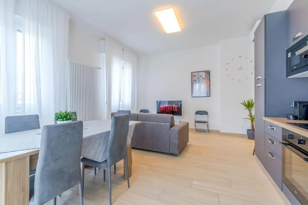 Mutina Luxlife Home Close To Center - Free Parking Modena